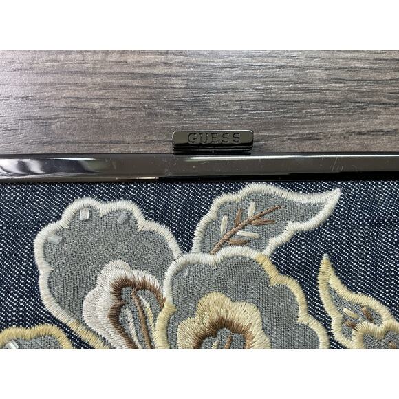 Vintage Guess Denim Clutch Bag Embroidered Floral Pattern Boho Chic Y2K - Picture 3 of 11